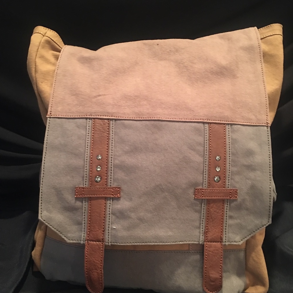 Backpack - Picture 2 of 2